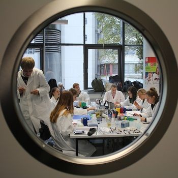 teutolab biotechnologie, Blick ins Labor